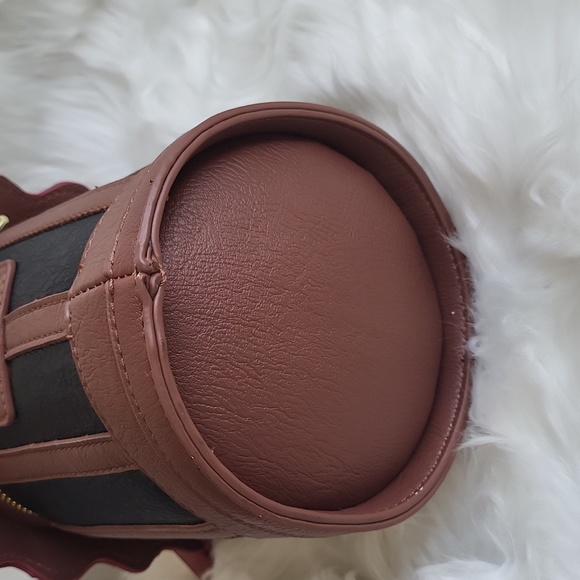 Loungefly Mulan Cri-Kee Bag - Picture 6 of 8